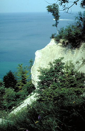 The cliffs of Mon